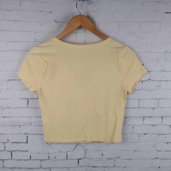 SO YELLOW SHORT V NECK MOCK WRAP CROPPED TOP SIZE MEDIUM - Picture 6 of 6